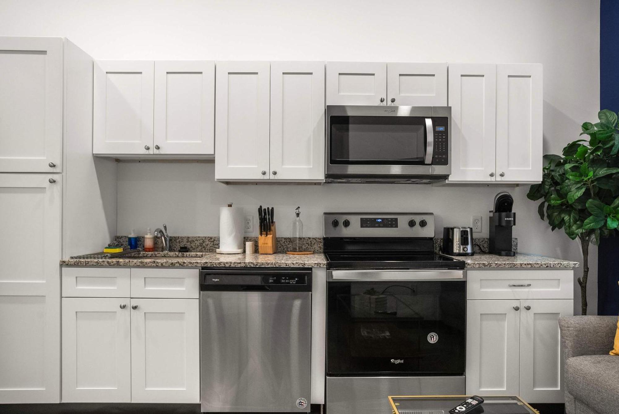 Cozysuites Stunning 1br In Downtown Pitts #6 *